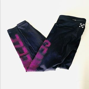 VEUC Sz 8 Lululemon Seawheeze Reflective Detail Speed Wunder 28”